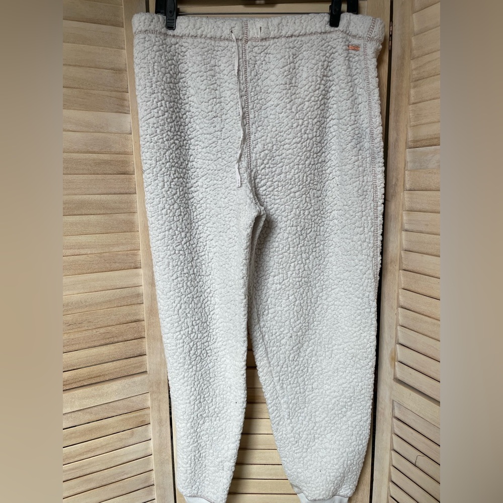Dan skin fuzzy sweatpants